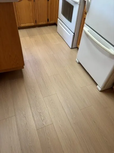 12mm Water resistant laminate flooring